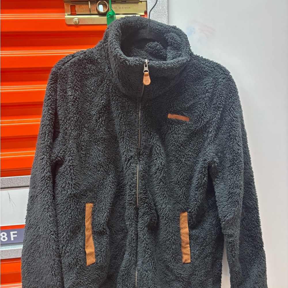 Cozy Black Fleece Jacket with Tan Accents
